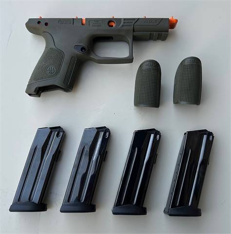 Beretta APX (Sub) Compact grip frame w/mags