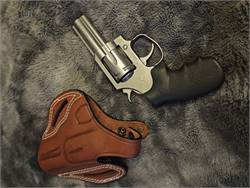 Colt King Cobra .357 magnum w/holster
