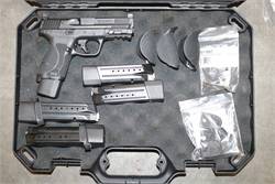 S&W M&P M2.0 Compact Optics-Ready, No Safety — WITH ACCESSORY KIT