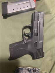 S&W shield