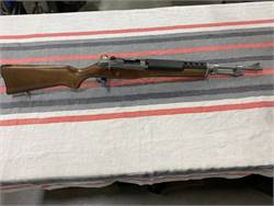 RUGER Mini 14 RANCH model 223 wood stock w/extras